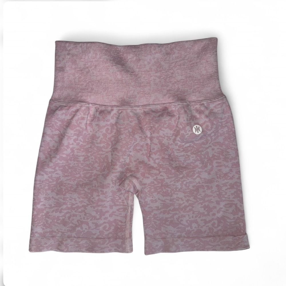 Astoria women’s pink camo seamless bike shorts high waisted lifting gym small
